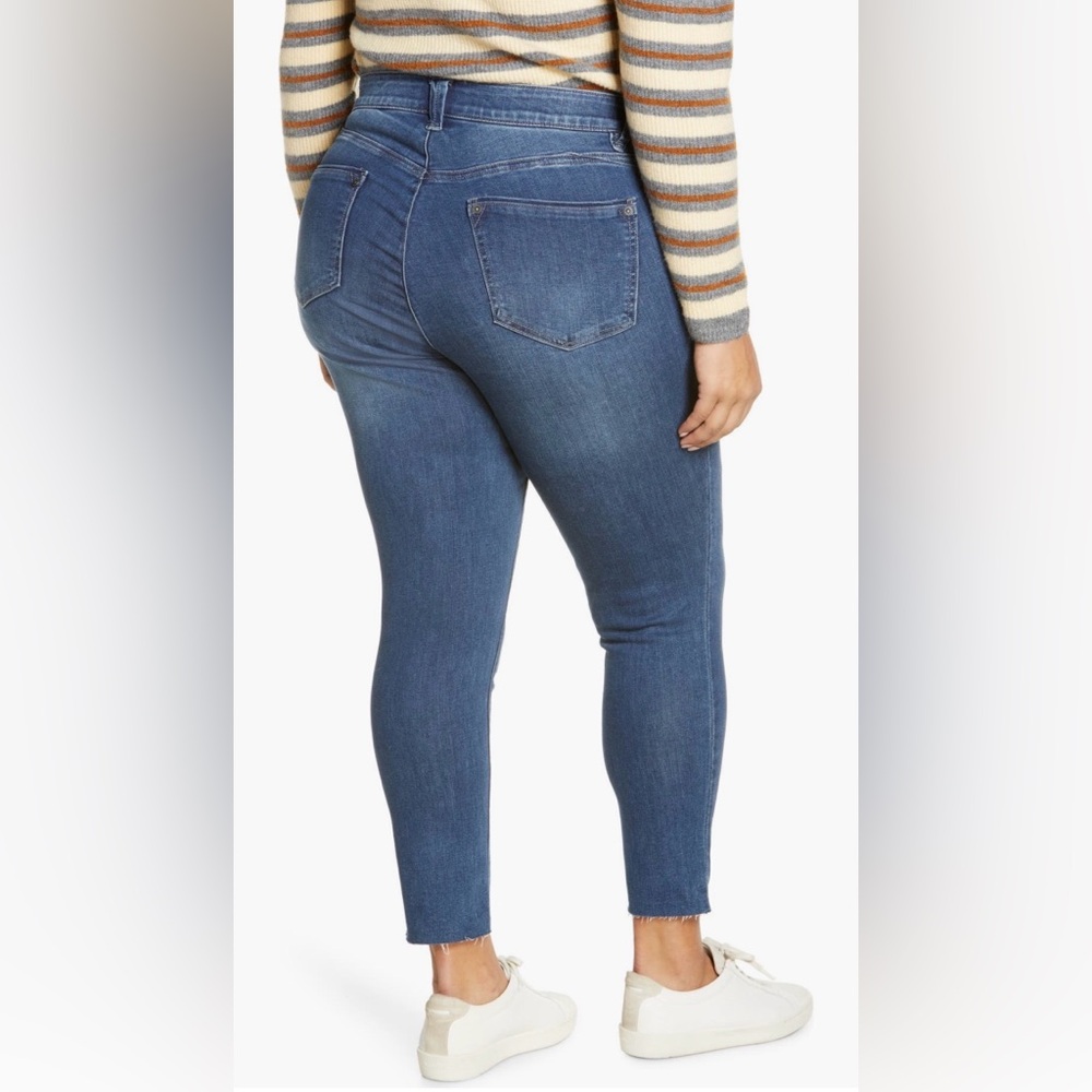 Wit & Wisdom ‘Ab’Solution High Waist Raw Hem Skinny Jeans - Picture 2 of 7